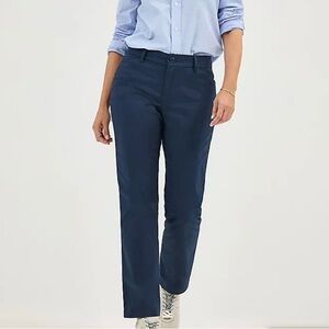 Lee Relaxed Fit 18 Short Women's Navy Pants